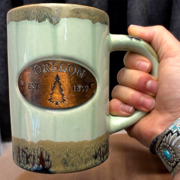 Oregon Copper Medallion Mug Americaware Drip Glaze Green Reactive Collectible - Picture 3 of 5